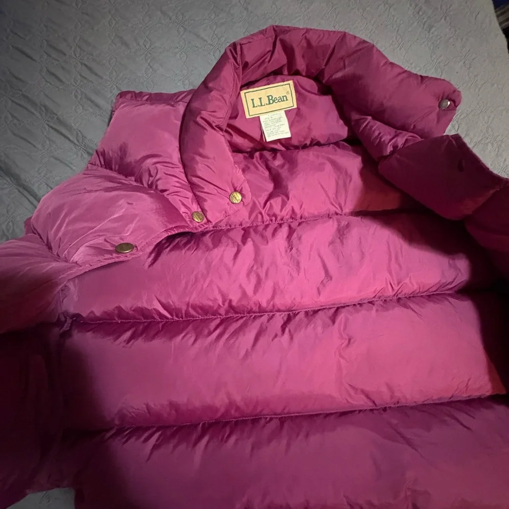 L.L.Bean VTG Y2K goose down puffer vest Raspberry Color Snap Button Sz M
